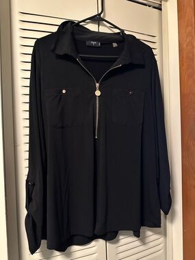 Tahari Black Zip-Pocket Long Sleeve Blouse